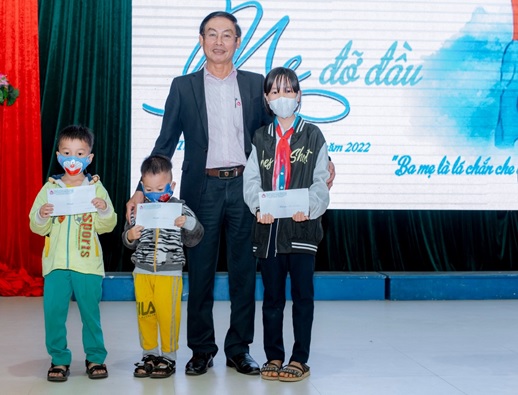 Ngân hàng chính sách xã hội huyện Thăng Bình: “Mẹ đỡ đầu” cho trẻ em hoàn cảnh đặc biệt khó khăn